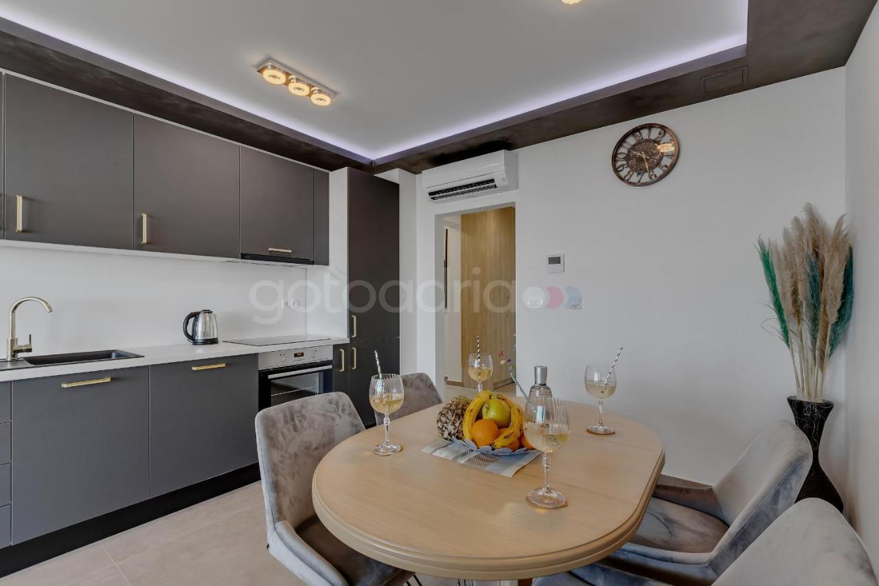 Luxury Seaview Apt Luki - Free Parking Makarská Exteriér fotografie