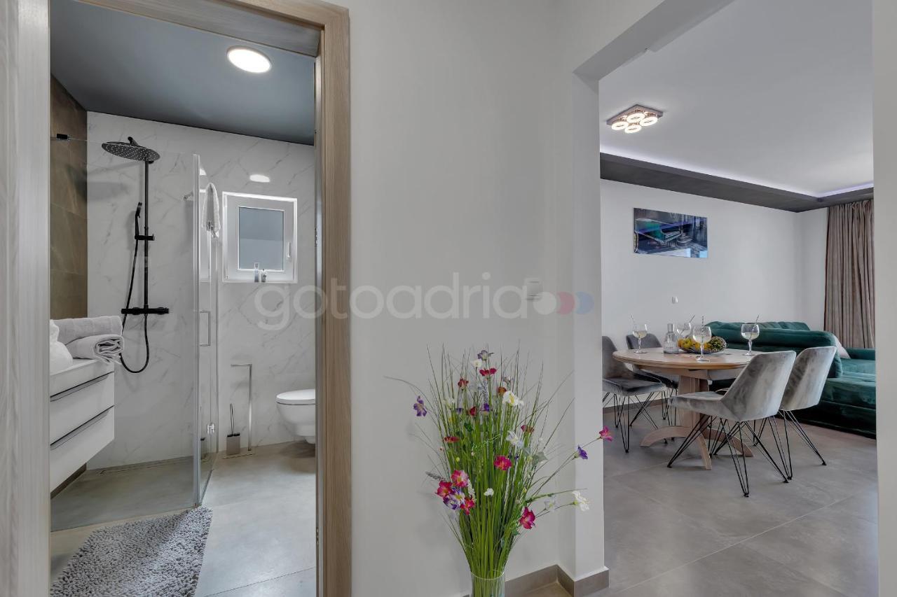 Luxury Seaview Apt Luki - Free Parking Makarská Exteriér fotografie