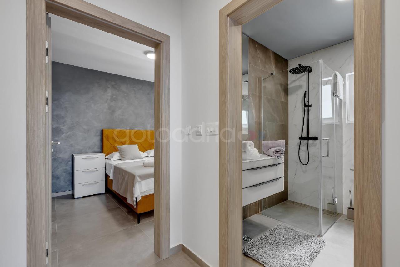 Luxury Seaview Apt Luki - Free Parking Makarská Exteriér fotografie